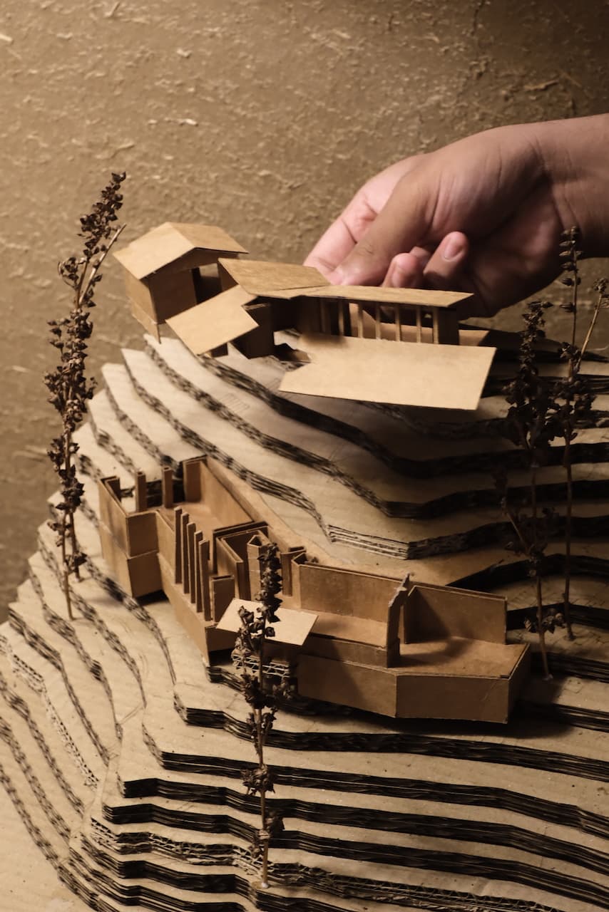 Billy Goat Resort - Model 04